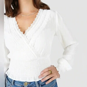 Adorable “Selfie” Crop Top with white lace, Sz M